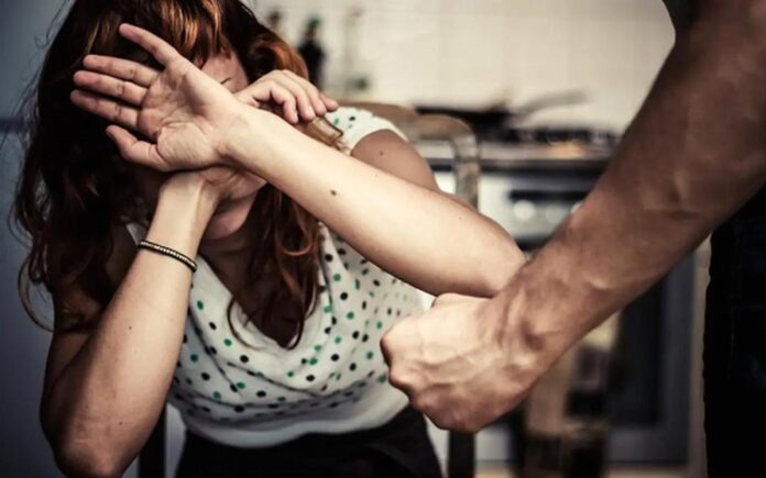 تقرير: تكلفة العنف ضد المرأة في المجال الزوجي 1.98 مليار درهم

