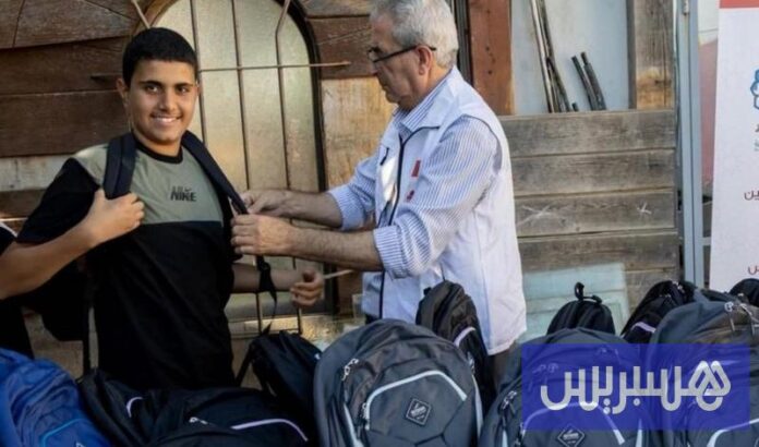 توزيع الحقائب المدرسية في القدس بالمغرب


