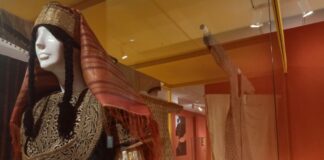 لوحات من أدب الرحلات في القرن التاسع عشر تعود في الصيف بالرباط.. أعمال الفنان الفرنسي هيوي ديلاكروا في المغرب لأول مرة منذ 190 سنة المعروضات التي توضح تفاصيل ثقافة القرن التاسع عشر "مؤسسة المتحف الوطني" في المغرب