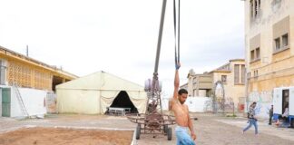 مسرح الشارع المغربي.. ينهي سجالات تمس العزلة الثقافية والمحرمات مسرح الشارع المغربي.. ينهي سجالات تمس العزلة الثقافية والمحرمات