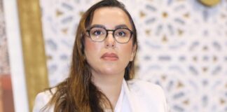نجوى كوكوس تشارك ابنتها معاناة ابنتها وتنتقد الواقع الصحي في المغرب نجوى كوكوس تروي معاناة ابنتها وتنتقد واقع الصحة بالمغرب