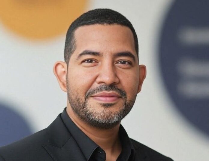 مركزية العاملين في مجال التعليم في سياق الإصلاح التعليمي الجديد في المغرب - من النص إلى التمكين الفعلي

